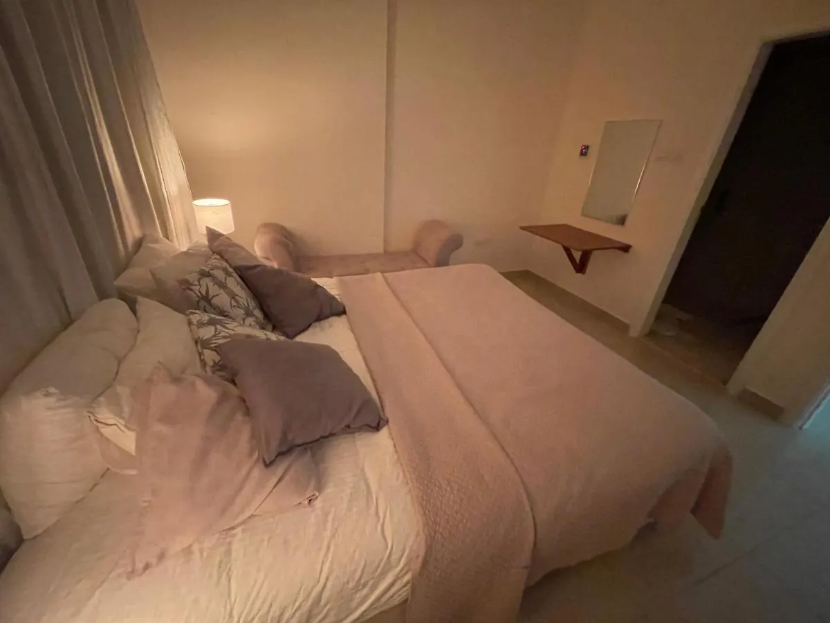 Deluxe Apartment Closed To Beach Sharjah