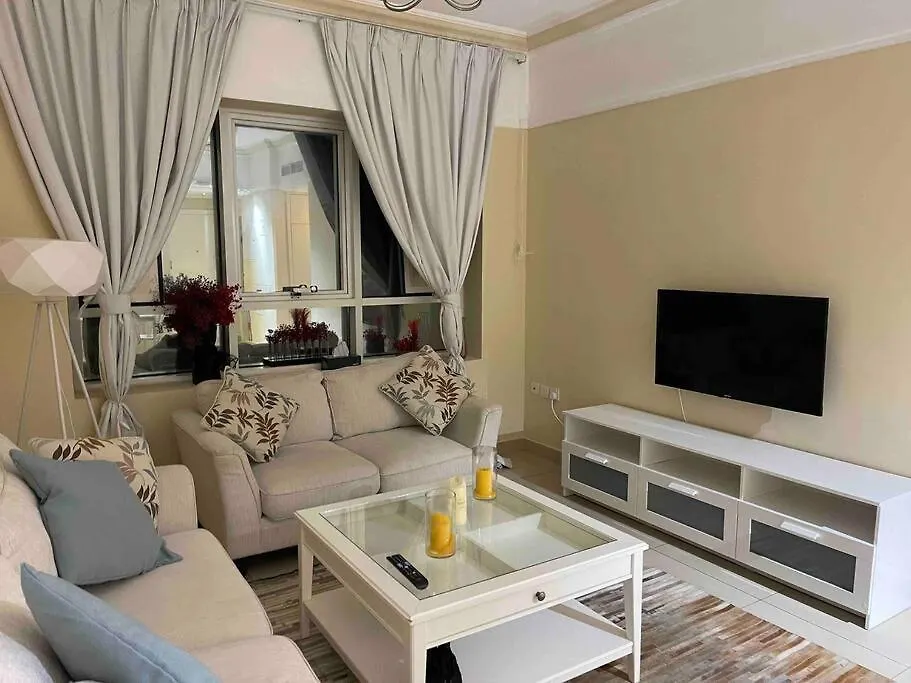 Deluxe Apartment Closed To Beach Sharjah