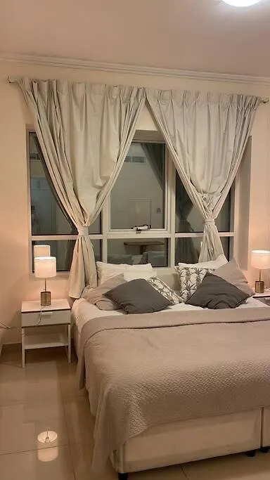 Deluxe Apartment Closed To Beach Sharjah