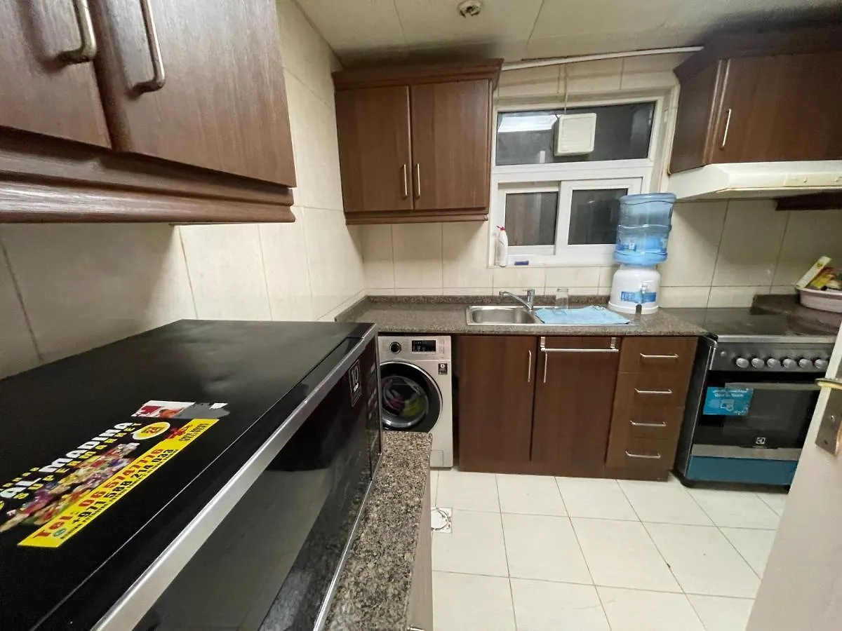 Deluxe Apartment Closed To Beach Sharjah